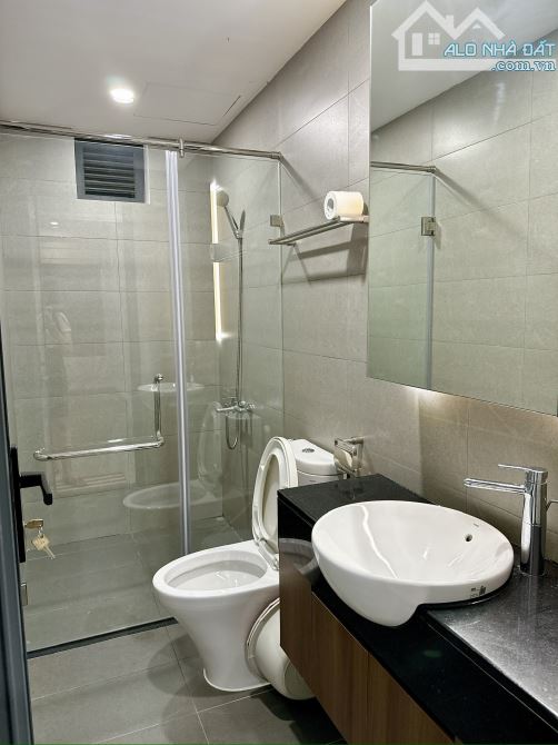 Cho thuê chung cư Vĩnh Hội, đường Vĩnh Hội, P. 4, Quận 4, TP. HCM. - Căn : 3PN - 2WC- 97m² - 4