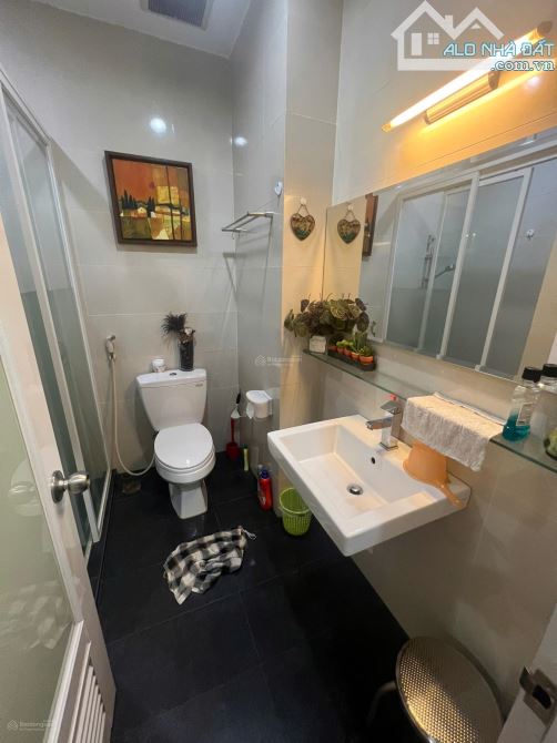Nhà CX Nguyễn Trung Trực 3,5m x 15m, hẻm XH ra 3/2, Thành Thái, SVH - 4
