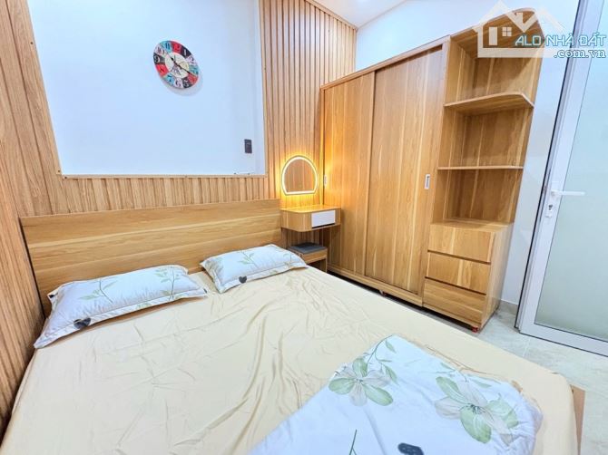 SIÊU PHẨM NHÀ PHỐ – HẺM XE HƠI – FULL NỘI THẤT – VỊ TRÍ ĐẮC ĐỊA VƯỜN LÀI GIÁ CHỈ HƠN 5Đ - 4