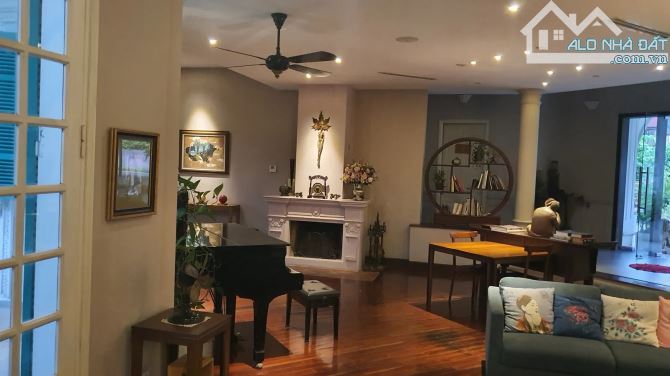Bán biệt thự phong cách Pháp view Sông Hồng, 1330m², 4 tầng - 4