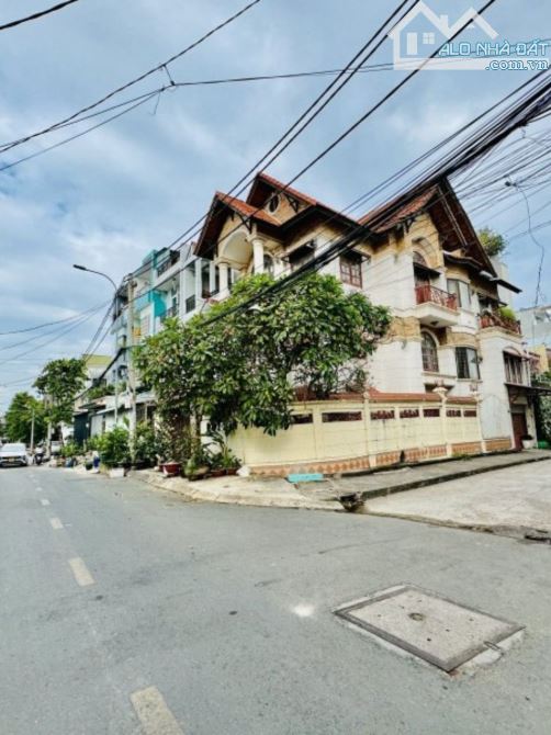 Bán nhà đường Phạm Thế Hiển, Q8. DT 185m2, 2 tầng, 8PN, 8WC. Sổ đỏ chính chủ, giá 6.499 - 4