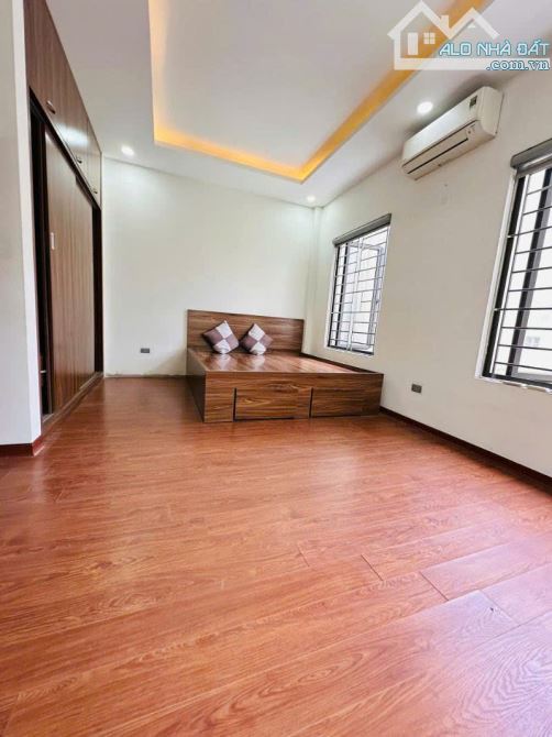 BÁN NHÀ MỚI BỒ ĐỀ – TRUNG TÂM – GARA Ô TÔ – FULL NỘI THẤT - Ở NGAY – 47,5M2 CHỈ 15,85 TỶ - 4