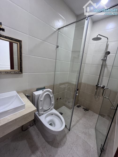HẠ GIÁ 500TR BÁN NHÀ ĐẸP - HXH 6m - OTO ĐẬU TRONG NHÀ - GIÁ 13T5  - NGUYỄN TRỌNG TUYỂN - 4