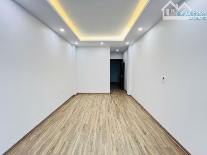 Bán nhà Hồ Tùng Mậu, Bắc Từ Liêm, 33m2,  5 tầng, mặt tiền 4.7m, giá 8.1 tỷ - 4
