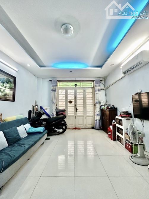 🔥HẺM 1 TRỤC – NHÀ 5x17M – 4 TẦNG – HUỲNH VĂN BÁNH, PHÚ NHUẬN – 86M2 – NHỈNH 9 TỶ - 5