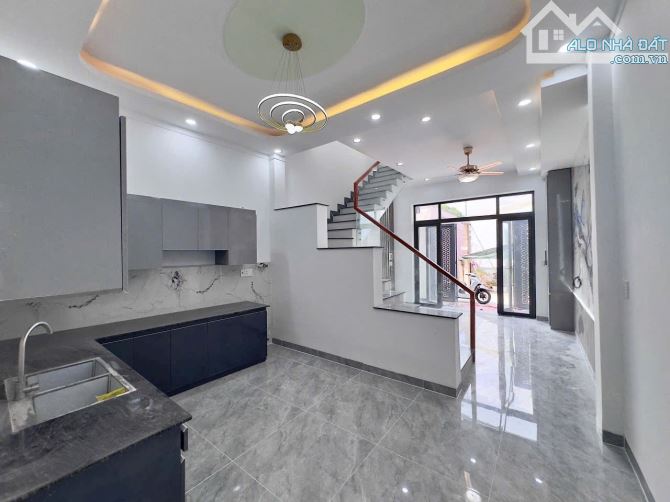 BÁN NHÀ 1 TRỆT 1 LẦU  TẠI P. BỬU HÒA - BH. DT: 4,5x14,7=66,4M2. GIÁ: 2TỶ850 - 5