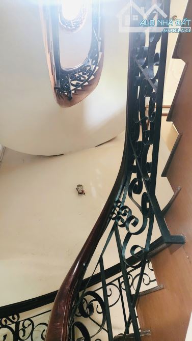 Nhà mặt tiền Miếu Nổi,Sát Phan Xích Long –Chủ cắt lỗ 3tỷ cần bán trong tuần Chỉ 270tr/m - 5