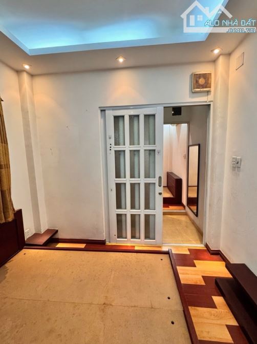 BÁN NHÀ 3 LẦU GIÁ MỀM TẠI GÒ VẤP – SỔ HỒNG RIÊNG. 4PN - 5