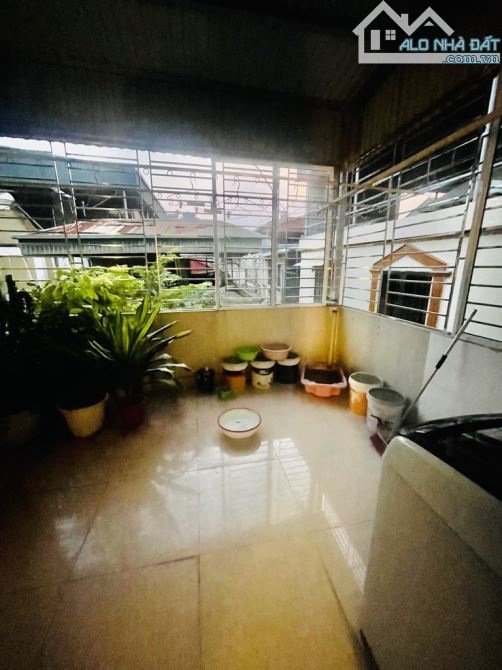 QUAN THỔ 1 - ĐỐNG ĐA -DT 44M2-NGÕ Ô TÔ TRÁNH-LÔ GÓC-NỞ HẬU - GIÁ CHỈ 16.2 TỶ - 5