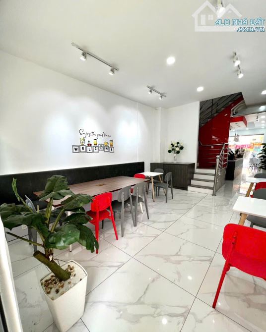 Mặt Tiền Trần Hưng Đạo, Q.5 – 64m², 5 Tầng, 2 Mặt Tiền, Kinh Doanh Siêu Đỉnh – Chỉ 30 Tỷ! - 5