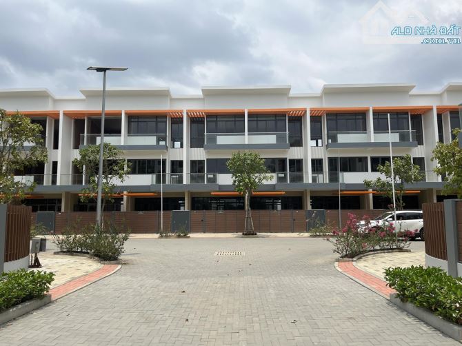 Giỏ hàng 100 căn nhà phố đẹp nhất dự án Elite Life, mặt tiền đường 826E, cách Phú Mỹ Hưng - 5