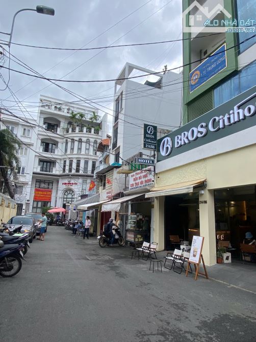 Bán đất Mặt tiền đường Nguyễn Trãi, Q1, 100m2, 6x16m, đường nhựa Ô TÔ 8m thông, TN 21triệu - 5