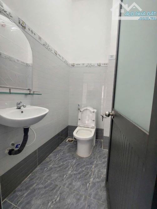 Nhà 2 Lầu 4 x 12m, Ngay Ngã Ba Tân Kim 4 Phòng Ngủ. Sổ Hồng Riêng Giá Rẻ - 7