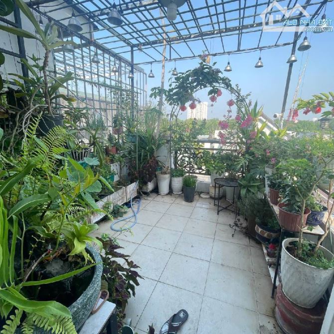 NHÀ 3 TÂNG SÁT SADECO. LK Q.7. CHỈ 3TY3 - 8