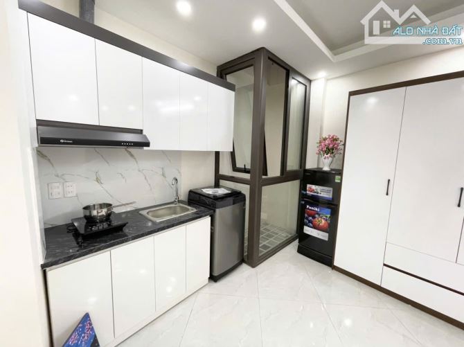 Cho Thuê CCMN 68 Cầu Giấy 30m2 Studio Cửa Sổ Giếng Giời Thang Máy Giăt Riêng Ngõ Ba Gác 9P - 8