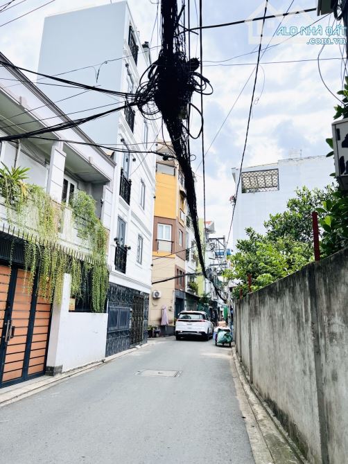 Hẻm xe hơi Phú Nhuận, Thích Quảng Đức, 9 phòng ngủ, 64m2 công nhận chỉ 10.5 tỷ - 8