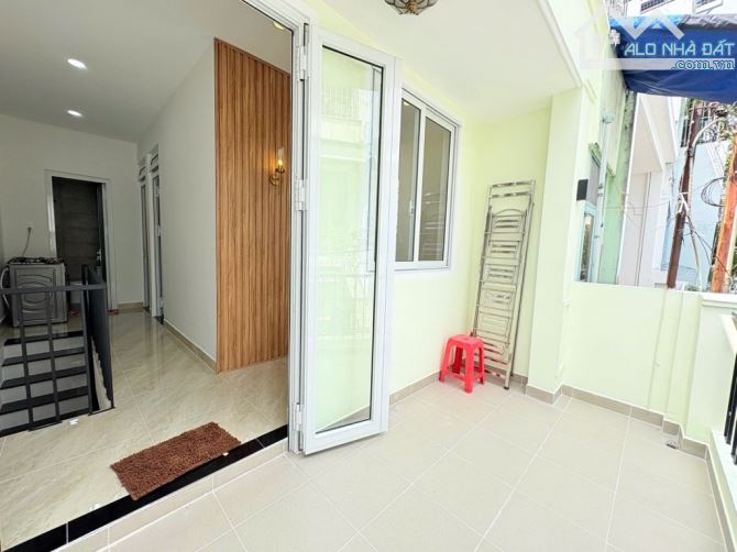 SIÊU PHẨM NHÀ PHỐ – HẺM XE HƠI – FULL NỘI THẤT – VỊ TRÍ ĐẮC ĐỊA VƯỜN LÀI GIÁ CHỈ HƠN 5Đ - 8