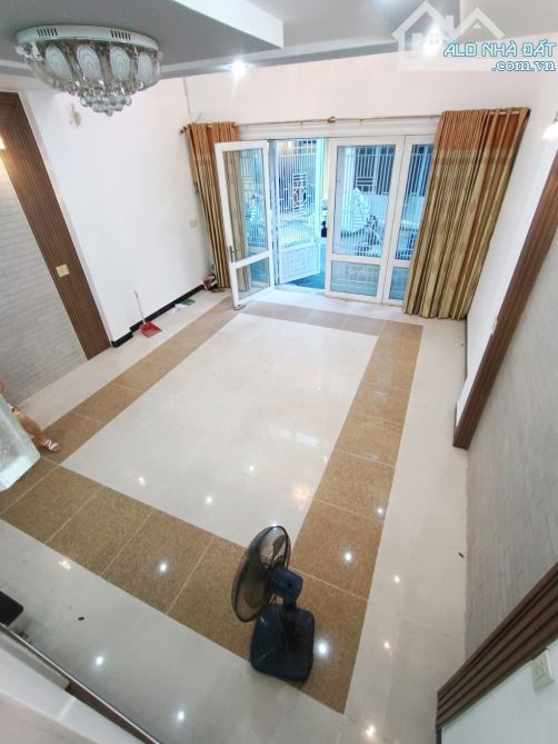 NHÀ 5 TẦNG -  HẺM KINH DOANH OTO TRÁNH - DT: 46m2 - DTSD: 188m2 - NHỈNH 12 TỶ - 9
