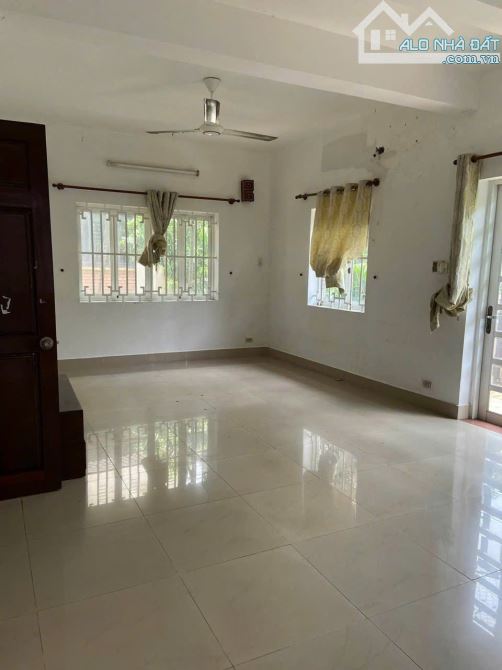 Siêu phẩm căn biệt thự ngang khủng 13m dài 20m - 3 lầu- Lê Đức Thọ, P6, Gò Vấp - giá 20 tỷ - 9