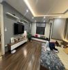 Bán nhà Nguyễn Văn Cừ ngay chung cư, BT 495m2, măt tiền 16m, 3 t, 195 triệu, ô tô tránh.