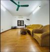 Hiếm, Tập thể Thái Thịnh 125m2, 4 ngủ, 14 Triệu (có thương lượng) ở tối đa 6 người