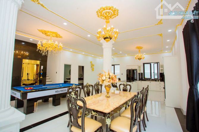 BÁN BIỆT THỰ NGỌC TƯỚC 1, P.THẮNG TAM, TP VŨNG TÀU ( DT: 354M2) SHR + HC + GIÁ 65 TỶ