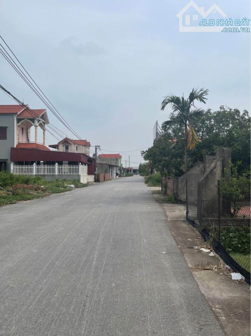 BÁN ĐẤT THUẬN THÀNH, BẮC NINH. 54M2 * MT 4,8M * 2,5 TỶ. LÔ GÓC, Ô TÔ THÔNG