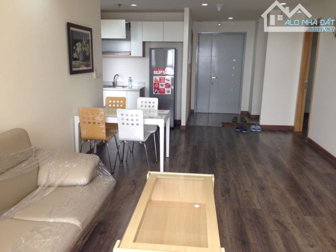 Bán căn hộ Golden Place mễ trì căn 118m2 3pn giá 8 tỉ căn full đồ , hướng sân vận động