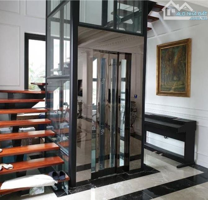 Biệt thự Lê Quang Đạo 180m2 x 4 tầng THANG MÁY tặng nội thất Vip. 38 tỷ