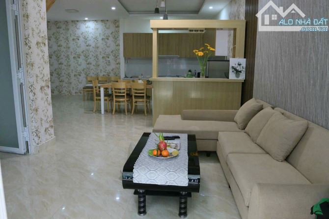 Bán nhà sổ riêng giá tốt đường Quang Trung - P9 - Đà Lạt.