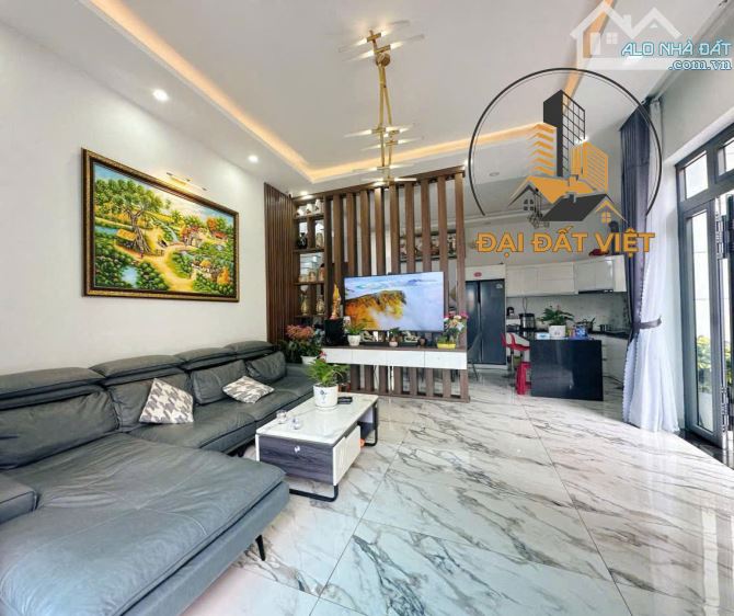 🌿 VILLA NGHỈ DƯỠNG ĐẸP TẠI TRỊNH HOÀI ĐỨC – P.11 (XUÂN TRƯỜNG) - 11 TỶ