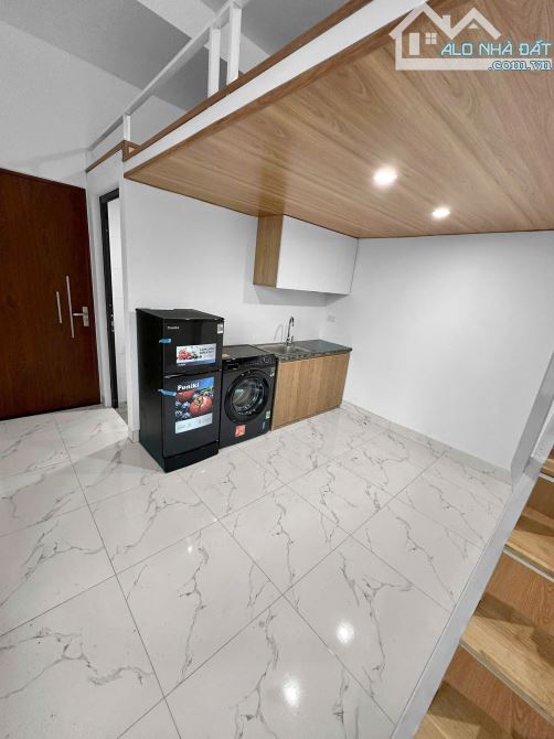 Cho Thuê CCMN 187 Trinh Lương Hà Đông 30m2 Gác Xép Cửa Sổ Thang Bộ Ô Tô Đỗ Cửa Gần Chợ