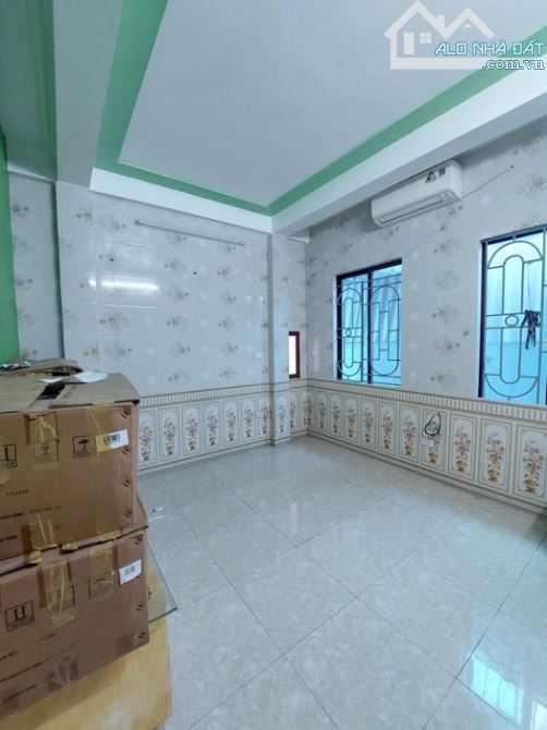 NHÀ ĐẸP PHÂN LÔ QUÂN ĐỘI – OTO TRÁNH – NGAY XUÂN LA – 43M²