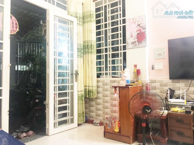 DÒNG TIỀN ỔN ĐỊNH, NHÀ 3 TẦNG HẺM XE HƠI TẠ QUANG BỬU QUẬN 8, 93M², NGANG 4.5M, NHỈNH 6 TỶ