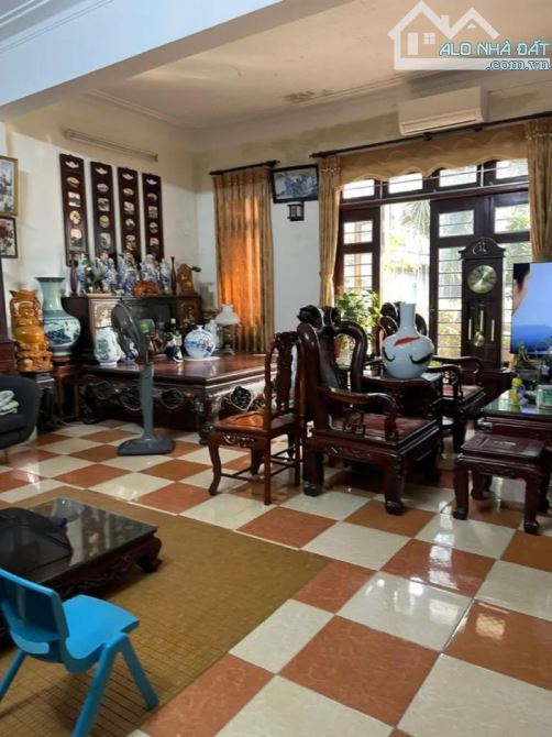 F0, Bán nhà Trần Phú, 90m2 x mặt 6,8m, ÔTÔ vào nhà, Kinh doanh ngày đêm, Vỉa hè