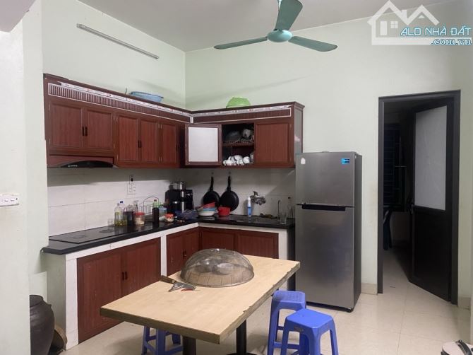 Rẻ nhất khu vực, bán nhà tái định cư Đông Dư, 120m*3 tầng - vỉa hè - ô tô tránh - 13.x tỷ