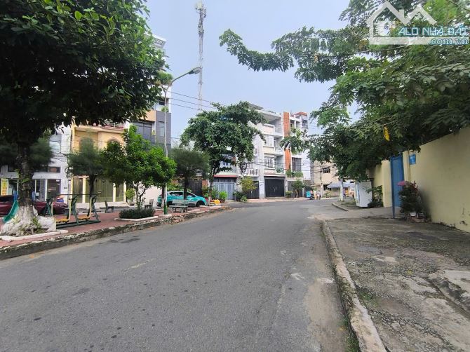 Nhà HXH 7m Nguyễn Văn Lượng P.16. DT: 5X16 CN 70m2, Nhà 1 Trệt 2 Lầu ST. GIÁ CHỈ 8.5 tỷ TL