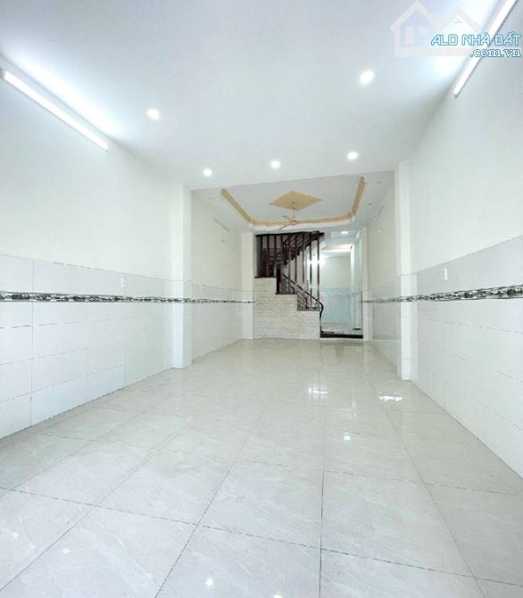 Nhà 4 tầng mặt tiền Sơn Kỳ, Tân Phú, 60m2, hơn 12 tỷ TL