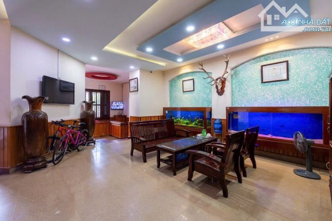 🔥🔥🔥Cho thuê biệt thự 4 tầng 2 mặt tiền đường LÊ QUANG ĐẠO có thang máy chỉ 30 tr/tháng