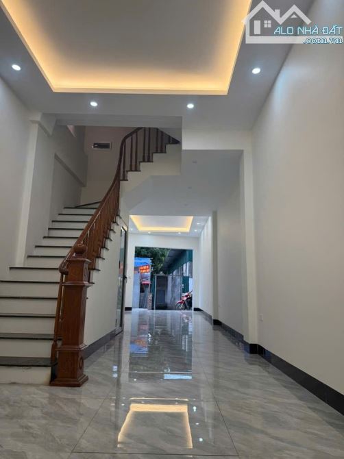 B.Á.N NHÀ MẶT PHỐ  LAI XÁ ,  Ô TÔ TRÁNH, THANG MÁY , KINH DOANH ĐỈNH   50M2, 12 TỶ