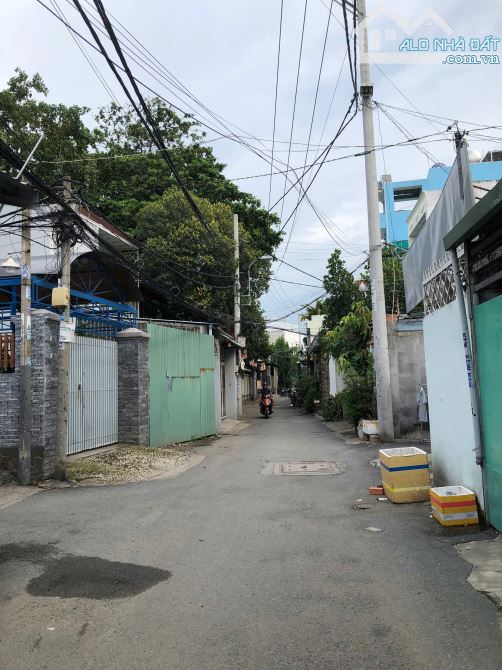 Căn góc - mặt tiền đường ô tô thông- Dt:88m2- ngang 5.5m x 16.5m -P.Bình trưng tây- 7,5 tỷ