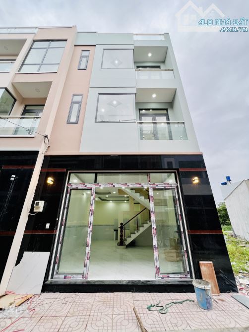 Giá Tốt 4,48 Tỷ Nhà Mới Xây Khu Phân Lô Đường Võ Trần Chí Gần Khu Tên Lửa 50m2 4 tầng SHR