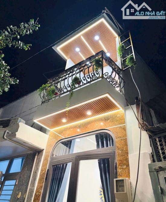 Bán nàh đẹp full nội thất 33m2, Quang Trung, P14, Gò Vấp, SHR, 3.15tỷ