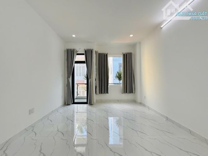 Gò Vấp - 43m2 - 4 Tầng - 6.xx tỷ - Hẻm Ôtô - Hoàn công - SHR - 1