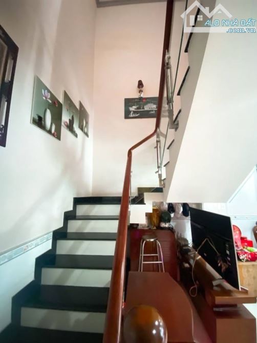 Bán nhà đường Lưu Hữu Phước, Q.8, P.15. DT 152m2, 2 tầng, 6PN, 6.7 tỷ, Sổ Đỏ.