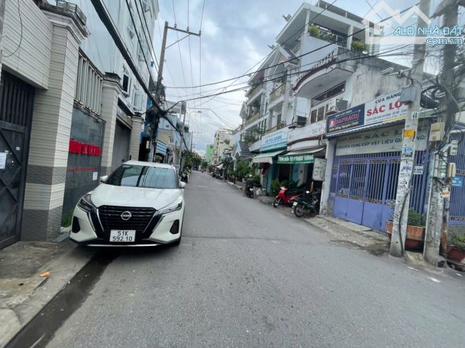 Bán nhà góc 2MT hẻm 184 Lê Đình Cẩn, P. Tân Tạo, 8 x 14m, 1 lầu, giá 9.7 tỷ.