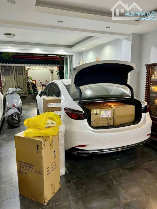 BÁN NHÀ HẺM 8M CÁCH MẠNG THÁNG 8 DT: 6,5X18 NGAY NGÃ 3 ÔNG TẠ-SV LÊ THỊ RIÊNG CHỈ 21 TỶ