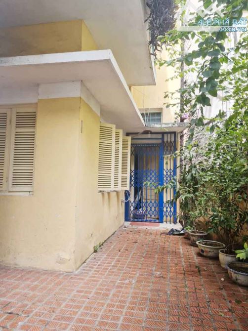 Bán nhà phố Đoàn Thị Điểm, Đống Đa, đang cho thuê, 65mx3t, 22 tỷ