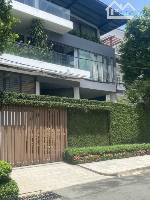 Bán biệt thự KDC Him Lam Phường 5, Quận 8. Biệt thự thiết kế thông thoáng