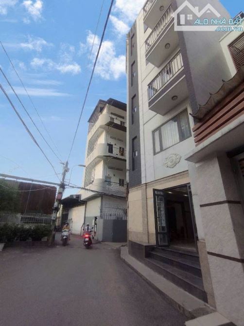 Bán Biệt Thự , 9,2m x 16m ,3 Tầng, Hà Huy Giáp, Nguyễn Oanh , Gần Gò Vấp , Nhỉnh 14 tỷ